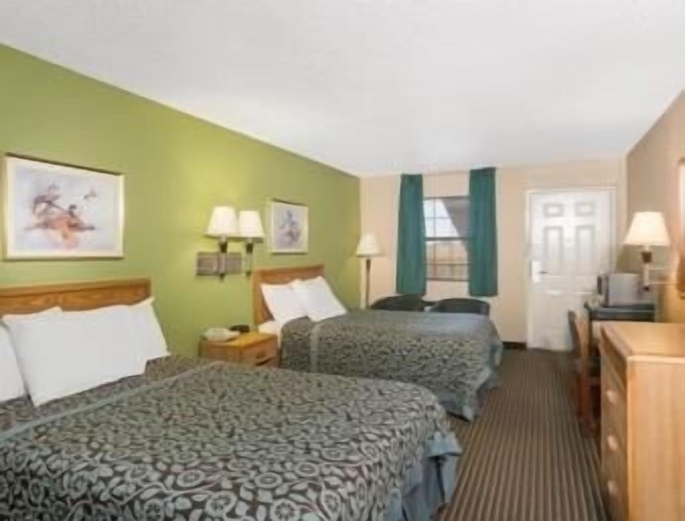 Days Inn By Wyndham Brownsville מראה חיצוני תמונה