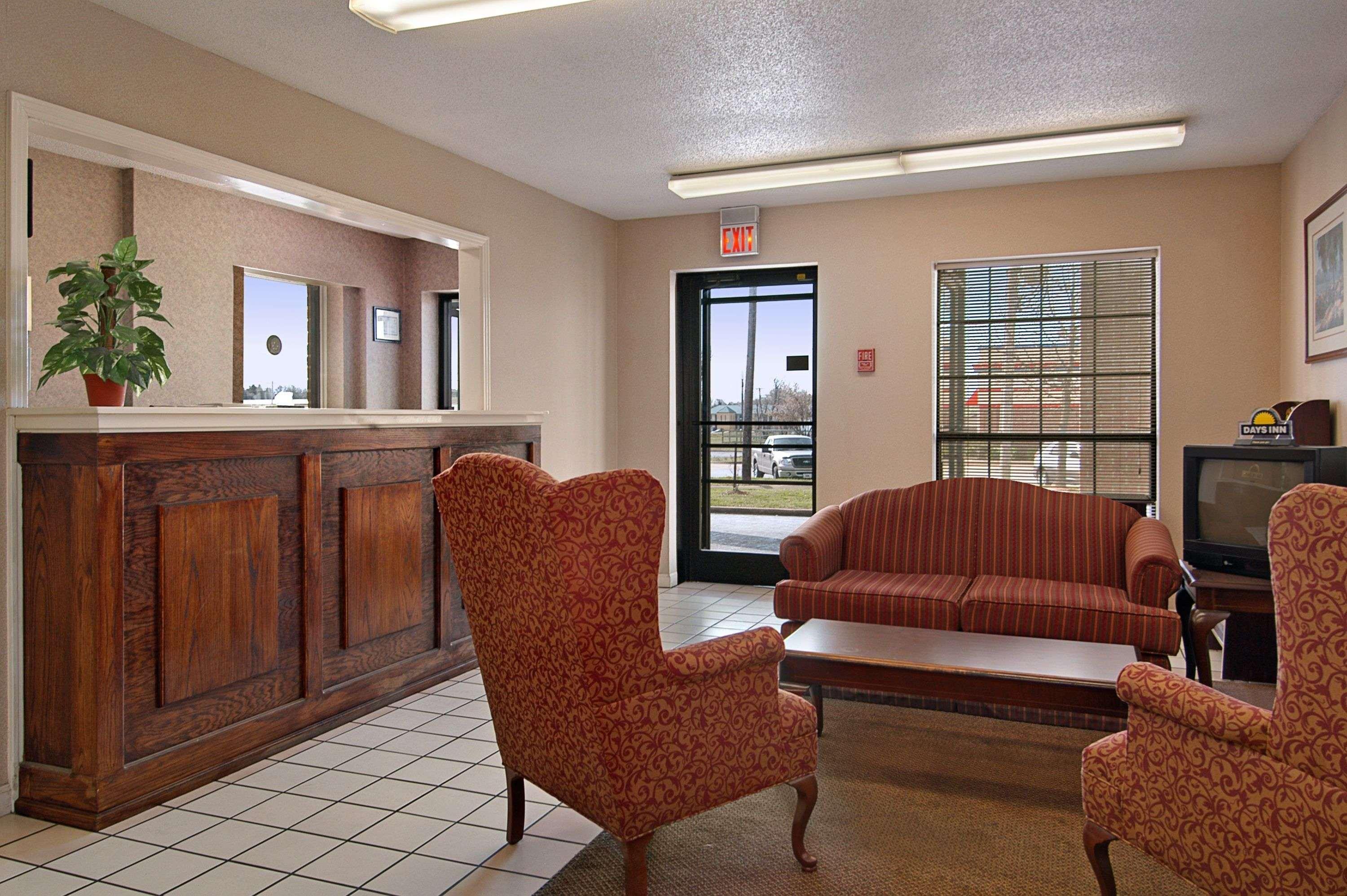 Days Inn By Wyndham Brownsville מראה פנימי תמונה