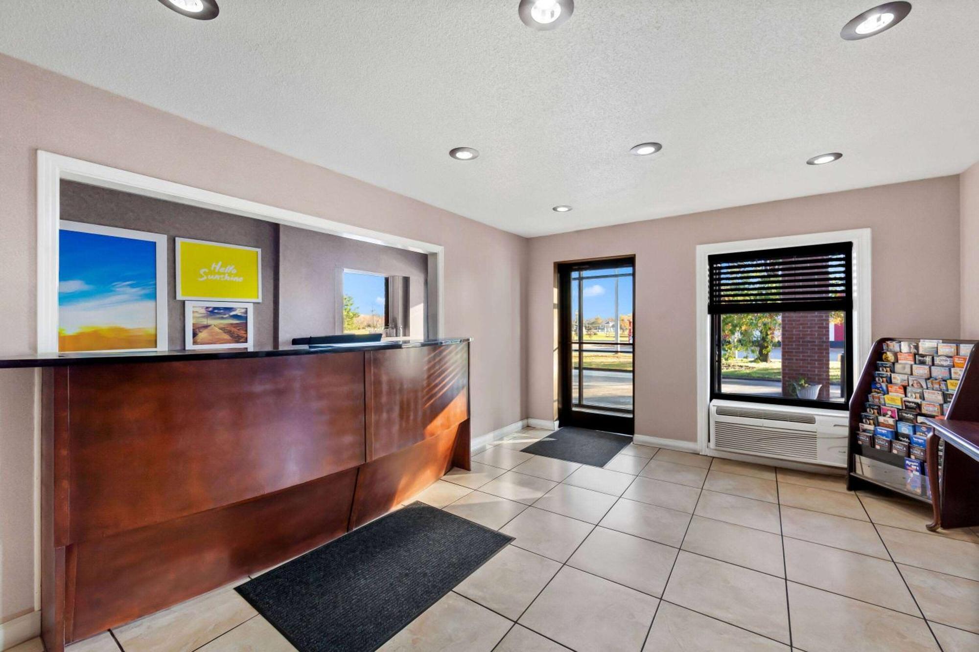Days Inn By Wyndham Brownsville מראה חיצוני תמונה