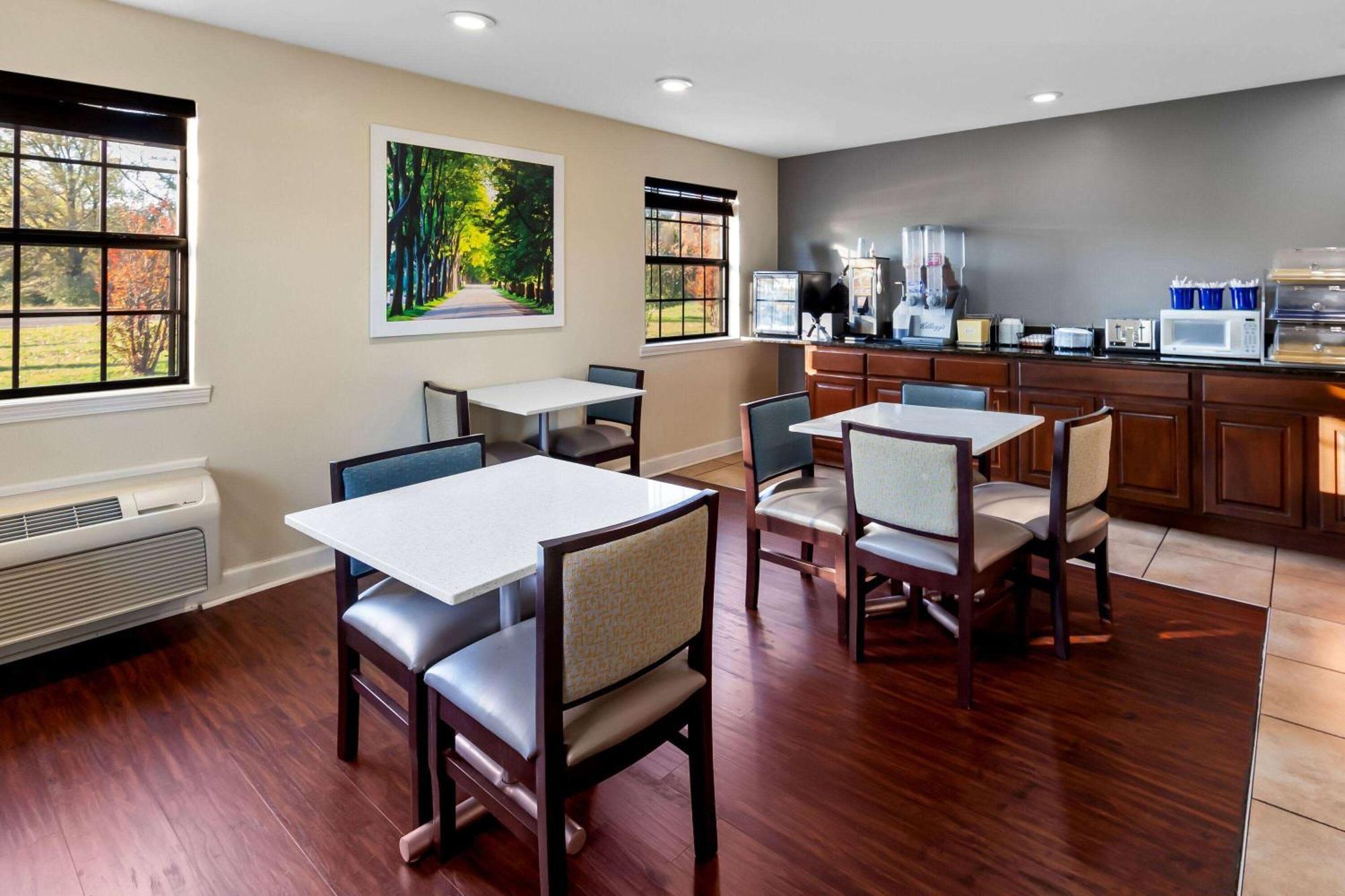 Days Inn By Wyndham Brownsville מראה חיצוני תמונה